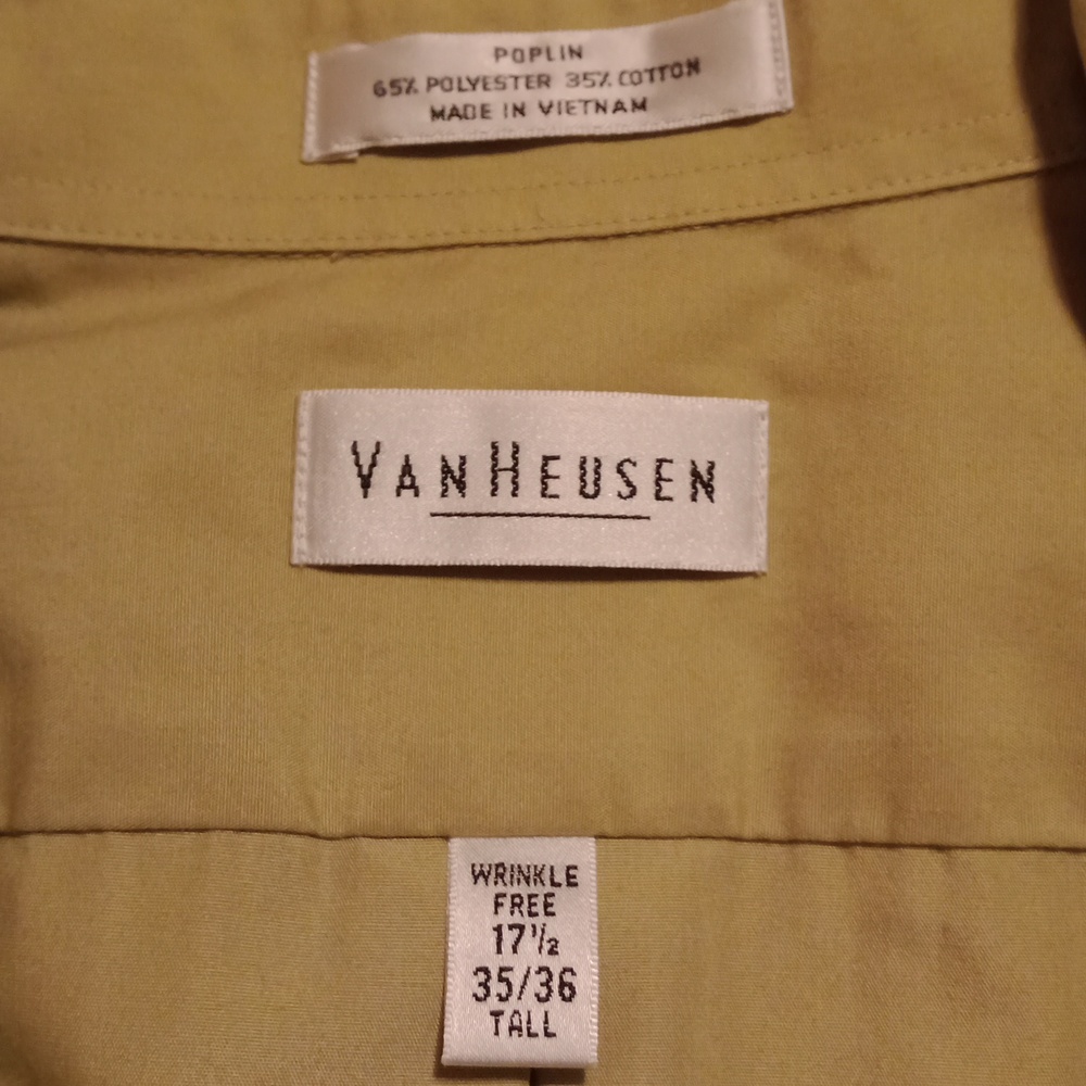 Van Heusen Men's Wrinkle Free Green Button Down, Size 17 1/2", 34/35" Tall